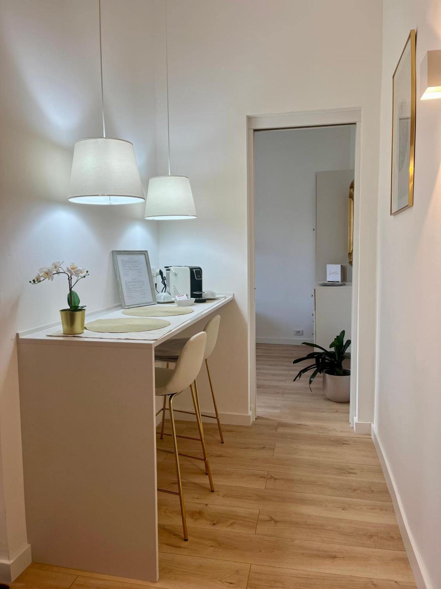 V&C Home Rental Specialist Appartamenti Fronte Lago Maggiore Germignaga Eksteriør billede