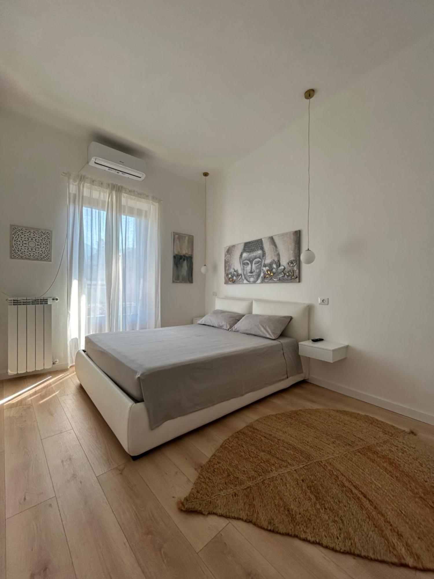 V&C Home Rental Specialist Appartamenti Fronte Lago Maggiore Germignaga Eksteriør billede